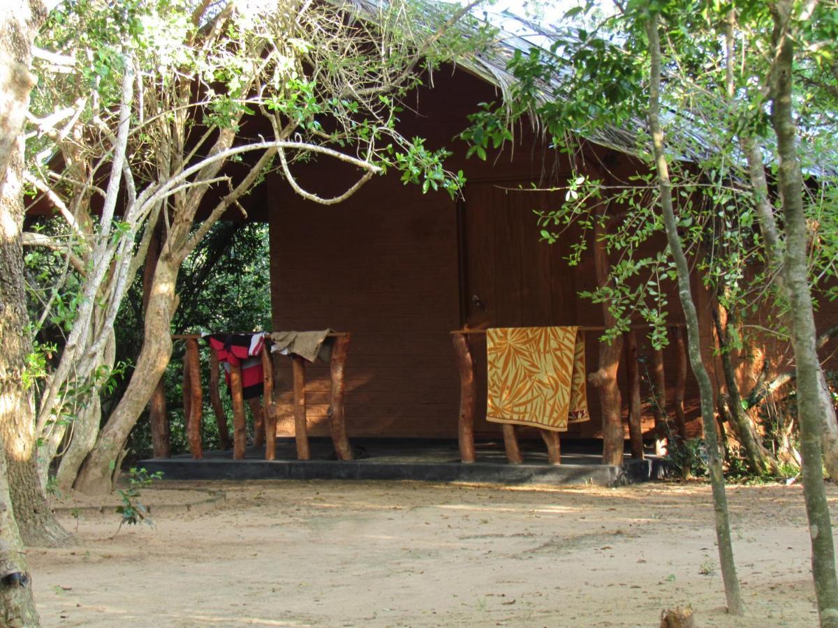 Rivosen Camp Yala Safari Hotel Exterior photo