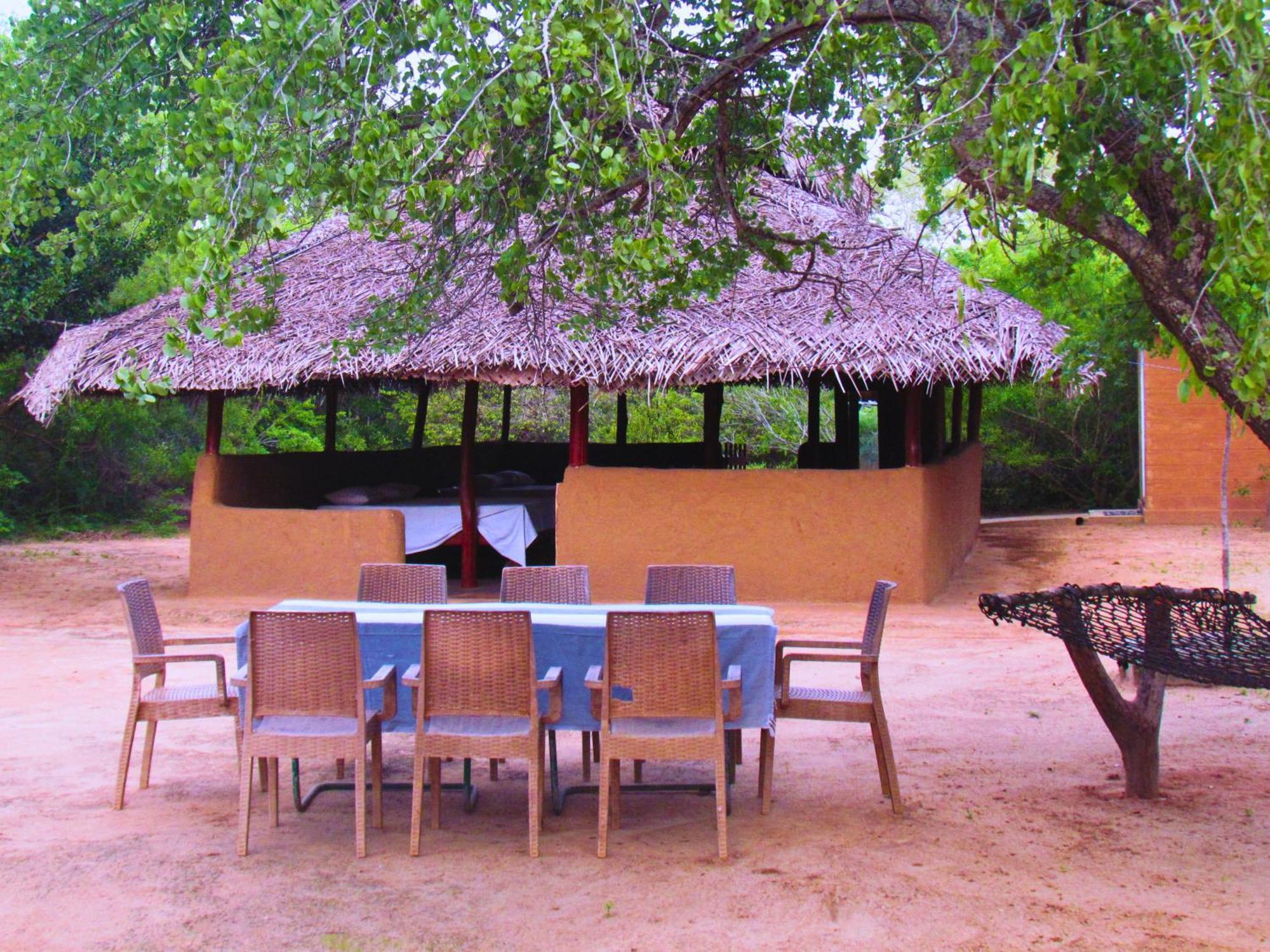 Rivosen Camp Yala Safari Hotel Exterior photo